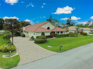 This fully remodeled 3-bedroom plus den, 3.5-bath residence on Fiddlesticks Country Club in Florida - for sale on GolfHomes.com, golf home, golf lot