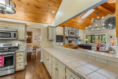 Welcome to 36 Rocky Ridge Road, Highlands NC -- a refined on Highlands Falls Country Club in North Carolina - for sale on GolfHomes.com, golf home, golf lot