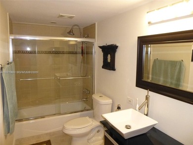 Live the Aventura lifestyle! Spacious condo in the heart of one on Turnberry Isle Resort and Club in Florida - for sale on GolfHomes.com, golf home, golf lot