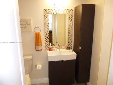 Live the Aventura lifestyle! Spacious condo in the heart of one on Turnberry Isle Resort and Club in Florida - for sale on GolfHomes.com, golf home, golf lot