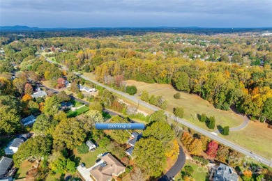 Just a short walk from The Gaston Country Club, you will find on Gaston Country Club in North Carolina - for sale on GolfHomes.com, golf home, golf lot