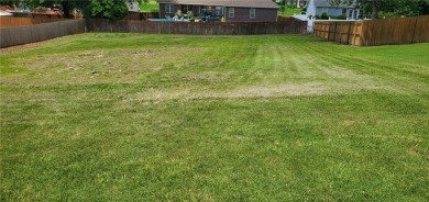 Prime lot for your dream home! This is a great location in the on Harrison Country Club in Arkansas - for sale on GolfHomes.com, golf home, golf lot