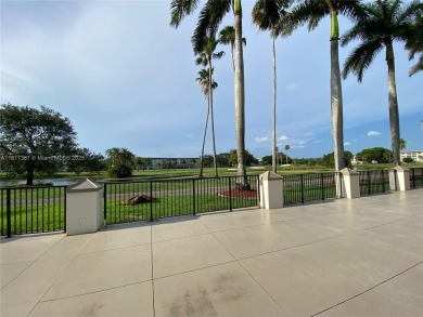 GATED COMMUNITY! ONE BED ONE BATH CONDO WITH LAKE VIEW FROM BACK on Wynmoor Golf Course in Florida - for sale on GolfHomes.com, golf home, golf lot
