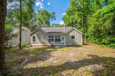 Welcome to this airy, well-maintained cottage in the coveted on Haile Plantation Golf and Country Club in Florida - for sale on GolfHomes.com, golf home, golf lot