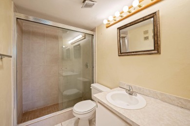 Oversized one bedroom, two and one half bath condo. Convertible on Deer Creek Golf Club in Florida - for sale on GolfHomes.com, golf home, golf lot