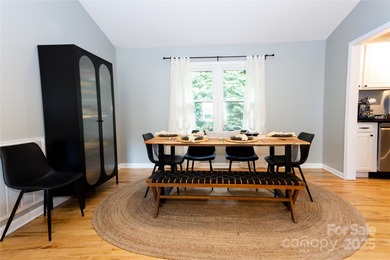 Beautifully furnished 3BR/2BA ranch ideally located within on Black Mountain Golf Course in North Carolina - for sale on GolfHomes.com, golf home, golf lot
