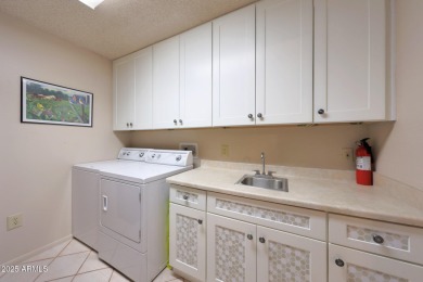 Welcome To This Newport Model Home In Phase 3 Of Sun City! on Sun City-Willow Creek / Willow Brook  in Arizona - for sale on GolfHomes.com, golf home, golf lot