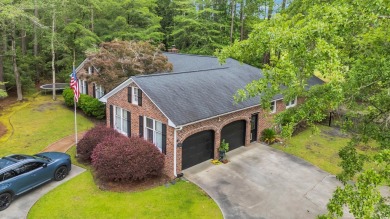 Welcome to your ideal low country retreat!  Nestled in the on Wedgefield Plantation Golf Club in South Carolina - for sale on GolfHomes.com, golf home, golf lot
