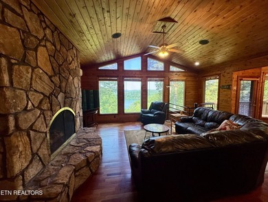 Stunning Log Cabin style Retreat on Norris Lake - Community on The Greens at Deerfield in Tennessee - for sale on GolfHomes.com, golf home, golf lot