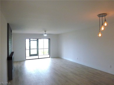 This 2 bedroom + den 2 bathroom condo on the 1st floor is on  in Florida - for sale on GolfHomes.com, golf home, golf lot