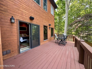 Stunning Log Cabin style Retreat on Norris Lake - Community on The Greens at Deerfield in Tennessee - for sale on GolfHomes.com, golf home, golf lot