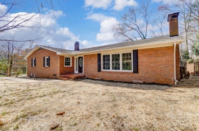 2K SELLER CREDIT AT CLOSING!!! Beautifully Remodeled 3 Bedroom 2 on Cleveland Country Club  in North Carolina - for sale on GolfHomes.com, golf home, golf lot