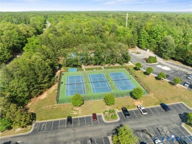 Exquisite Custom-Built Estate in Sought-After Chesdin Landing on Lake Chesdin Golfers Club in Virginia - for sale on GolfHomes.com, golf home, golf lot