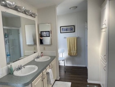 Meticulously cared for one-owner gem, showcasing pristine on Four Lakes Golf Club in Florida - for sale on GolfHomes.com, golf home, golf lot