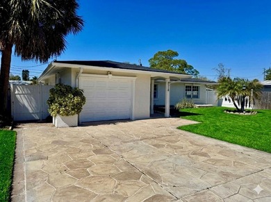 One or more photo(s) has been virtually staged. This beautifully on The Renaisssance Vinoy Golf Club in Florida - for sale on GolfHomes.com, golf home, golf lot