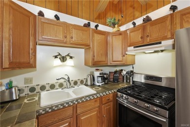 Moonridge Mountain Retreat - Walk to Bear Mountain Ski Resort on Big Bear Mountain Ski and Golf Resort in California - for sale on GolfHomes.com, golf home, golf lot