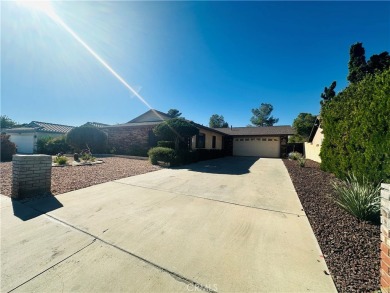 Charming 3-bedroom, 2-bath home located right on the golf on Green Tree Golf Course in California - for sale on GolfHomes.com, golf home, golf lot