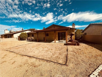 Charming 3-bedroom, 2-bath home located right on the golf on Green Tree Golf Course in California - for sale on GolfHomes.com, golf home, golf lot