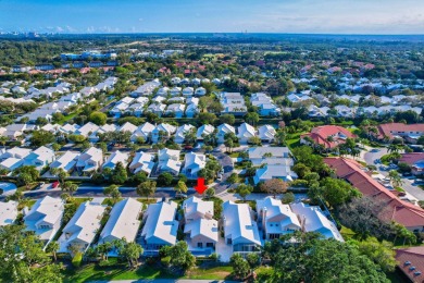 Beautiful Barclay Club home.  Master on first floor.  Guest Room on PGA National Golf Club in Florida - for sale on GolfHomes.com, golf home, golf lot