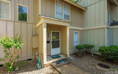 Updated townhome close to many Hot Springs Village amenities on DeSoto Golf Course in Arkansas - for sale on GolfHomes.com, golf home, golf lot