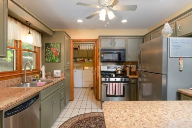 Charming 2 bed, 3 bath home in a peaceful gated golf course on Mill Creek Country Club in North Carolina - for sale on GolfHomes.com, golf home, golf lot