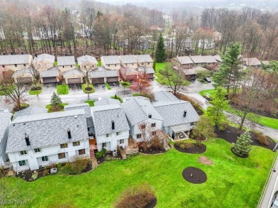 Welcome home to this rare find in East Tanglewood Condominiums!
 on Tanglewood National Golf Club in Ohio - for sale on GolfHomes.com, golf home, golf lot