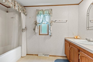 Lake Arrowhead Manufactured Home! This meticulously maintained on Sand Valley Golf Course in Wisconsin - for sale on GolfHomes.com, golf home, golf lot