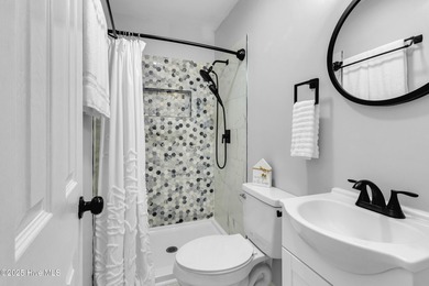 Welcome home to amenity-rich Fairfield Harbour. Three words to on Harbour Point Golf Club in North Carolina - for sale on GolfHomes.com, golf home, golf lot