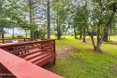 Welcome home to amenity-rich Fairfield Harbour. Three words to on Harbour Point Golf Club in North Carolina - for sale on GolfHomes.com, golf home, golf lot