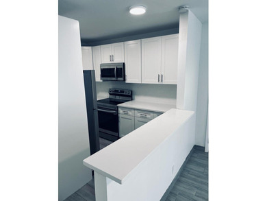 Rare 14-Unit building in the heart of Hollywood. Well-maintained on Hollywood Beach Golf and Country Club in Florida - for sale on GolfHomes.com, golf home, golf lot