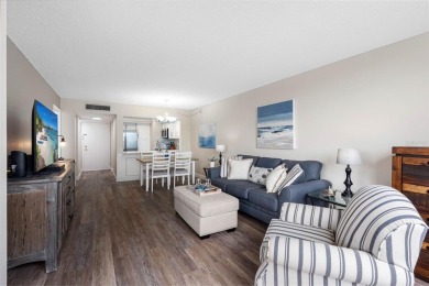 YOUR PARADISE HOME OR AN INVESTOR'S DREAM - REMODELED 1BR/1.5BA on Isla Del Sol Yacht and Country Club in Florida - for sale on GolfHomes.com, golf home, golf lot