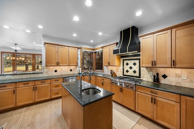 Located on the 7th fairway in the prestigious Broken Top on Tetherow Golf Club in Oregon - for sale on GolfHomes.com, golf home, golf lot