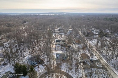 All Investors and First Home Buyers Alert. Bring Your Tool Box on Pocono Farms Country Club in Pennsylvania - for sale on GolfHomes.com, golf home, golf lot