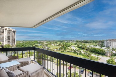 Beautifully updated open 3 bedroom 2 bath corner unit with floor on The President Country Club in Florida - for sale on GolfHomes.com, golf home, golf lot