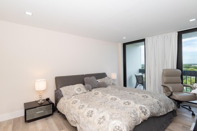 Beautifully updated open 3 bedroom 2 bath corner unit with floor on The President Country Club in Florida - for sale on GolfHomes.com, golf home, golf lot