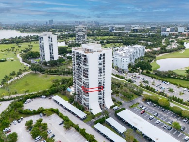 Beautifully updated open 3 bedroom 2 bath corner unit with floor on The President Country Club in Florida - for sale on GolfHomes.com, golf home, golf lot