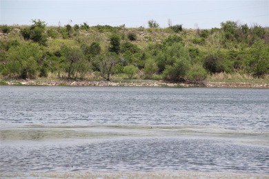 REDUCED! PRIVATE LAKE WATERFRONT LOT! THIS IS LOT 6e enjoy some on Brownwood Country Club in Texas - for sale on GolfHomes.com, golf home, golf lot
