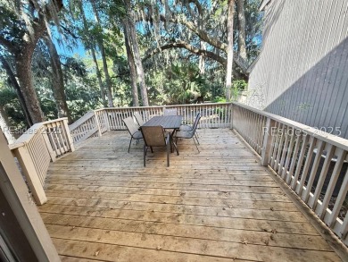 This beautifully renovated 3BR, 3.5BA end-unit villa in on Shipyard Golf Club in South Carolina - for sale on GolfHomes.com, golf home, golf lot