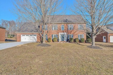 Located in a quiet community just minutes from downtown Salem on Hanging Rock Golf Club in Virginia - for sale on GolfHomes.com, golf home, golf lot