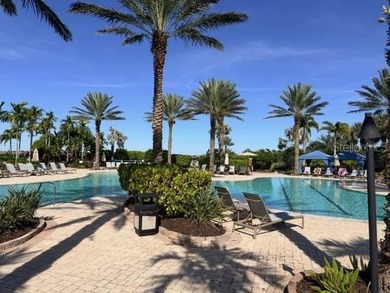 Under contract-accepting backup offers. Discover the perfect on Esplanade Golf and Country at Lakewood Ranch in Florida - for sale on GolfHomes.com, golf home, golf lot