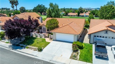 SINGLE LEVEL, GOLF COURSE HOME! Set on the fairway in a on Paso Robles Golf Club in California - for sale on GolfHomes.com, golf home, golf lot
