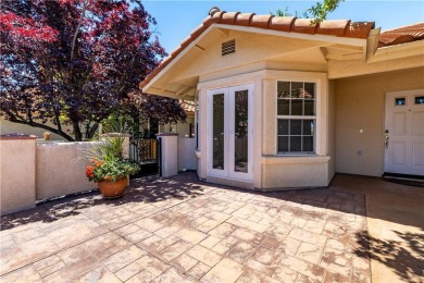 SINGLE LEVEL, GOLF COURSE HOME! Set on the fairway in a on Paso Robles Golf Club in California - for sale on GolfHomes.com, golf home, golf lot