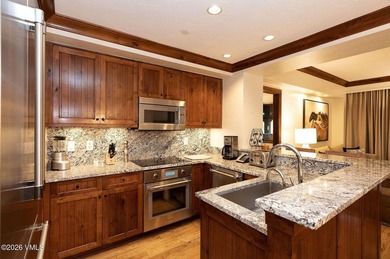 Beautiful 2BR / 2.5BA designer furnished ski-in/ski-out condo in on Beaver Creek Golf Club in Colorado - for sale on GolfHomes.com, golf home, golf lot