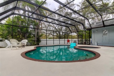 Under contract-accepting backup offers. LOCATION, LOCATION on Seminole Lake Country Club in Florida - for sale on GolfHomes.com, golf home, golf lot
