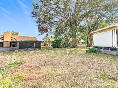 Amazing opportunity with this charming 3 bedroom, 2 bathroom on Heather Golf and Country Club in Florida - for sale on GolfHomes.com, golf home, golf lot