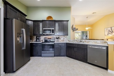 Welcome to Florida living at it's best! This second floor on Colonial Country Club in Florida - for sale on GolfHomes.com, golf home, golf lot