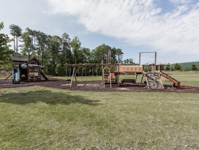 **This well-maintained home is MOVE IN READY!!** Nestled in a on The Highlands Course at Lake Arrowhead in Georgia - for sale on GolfHomes.com, golf home, golf lot