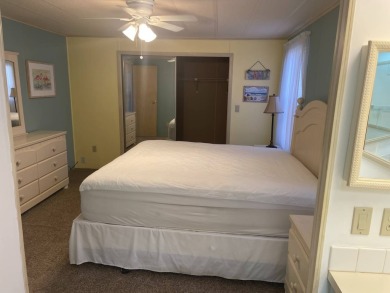 TIRED OF SNOW,ICE AND COLD, TRADE IT IN FOR SUN,WARM AND WHITE on Pine Lakes Country Club in Florida - for sale on GolfHomes.com, golf home, golf lot