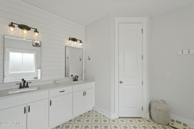 Stunning 2020-built 4BD/4.5BA + office home in gated Moss Creek! on Moss Creek Golf Club in South Carolina - for sale on GolfHomes.com, golf home, golf lot