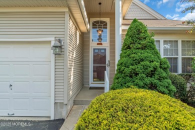 This nicely maintained 2-bedroom, 2-bathroom Extended Ralphel on Renaissance Country Club in New Jersey - for sale on GolfHomes.com, golf home, golf lot